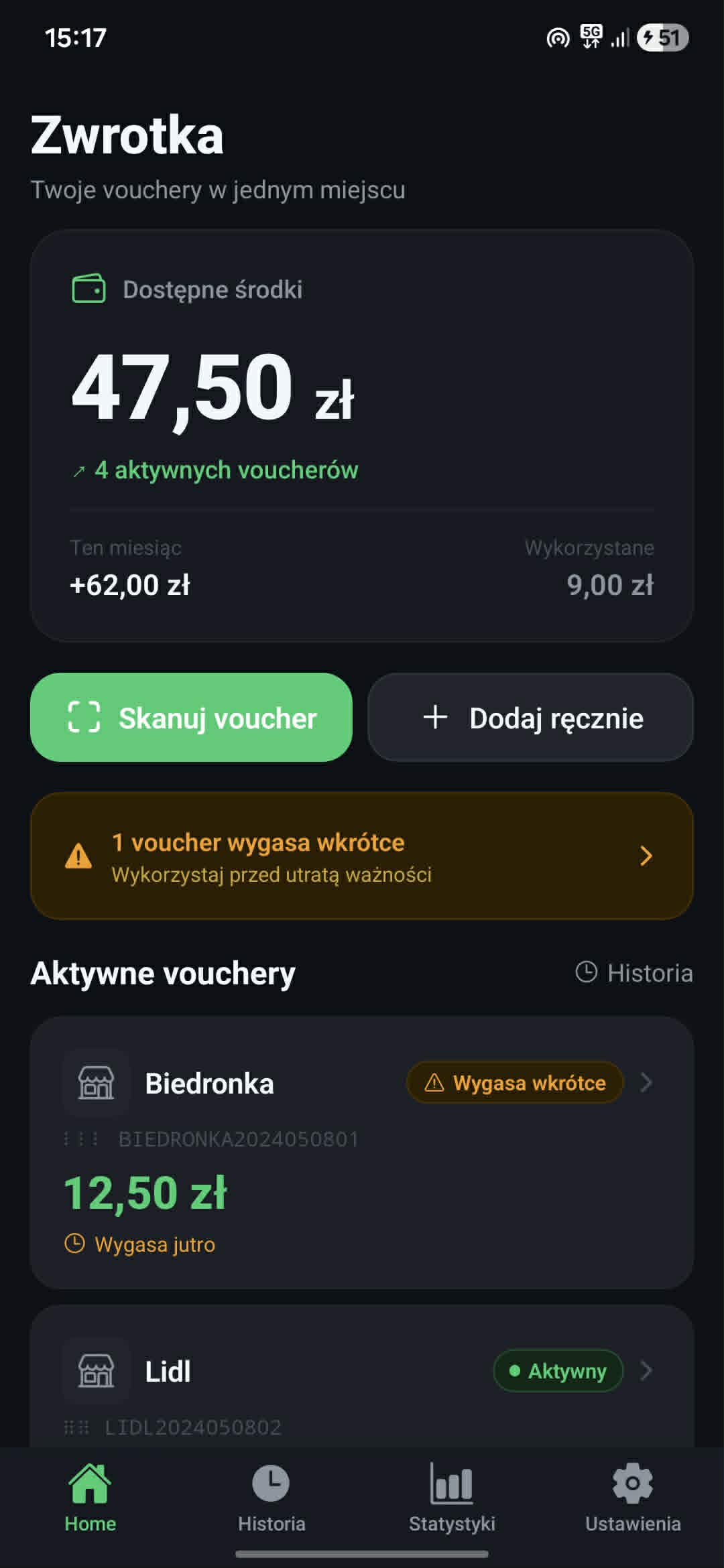 Lista voucherów w aplikacji Zwrotka.